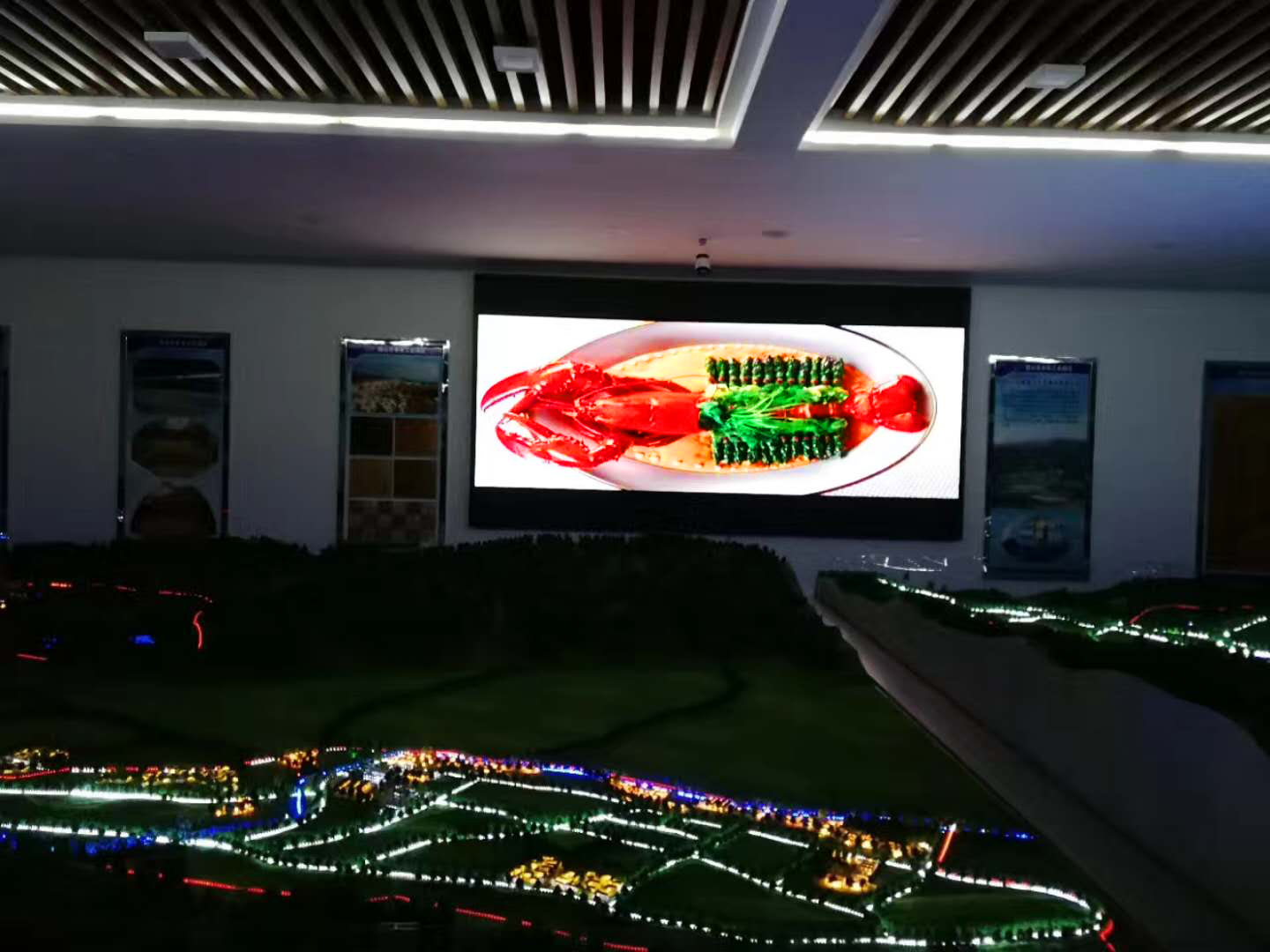 云南保山某乡广委会LED全彩显示屏项目